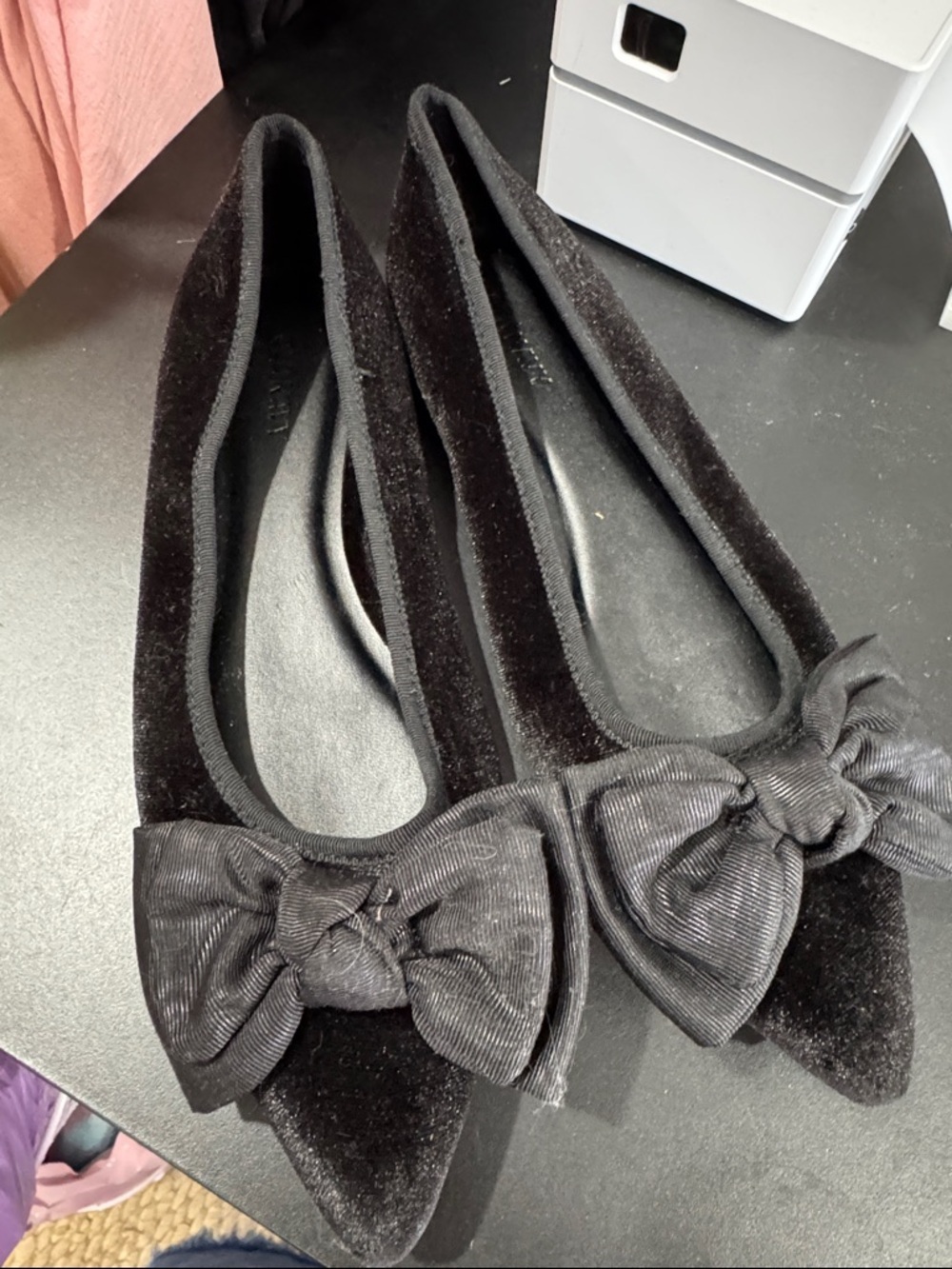 Old Navy Black Velvet Pointed Toe Flats with Bow